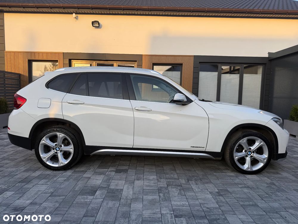 BMW X1 xDrive20d xLine - 4