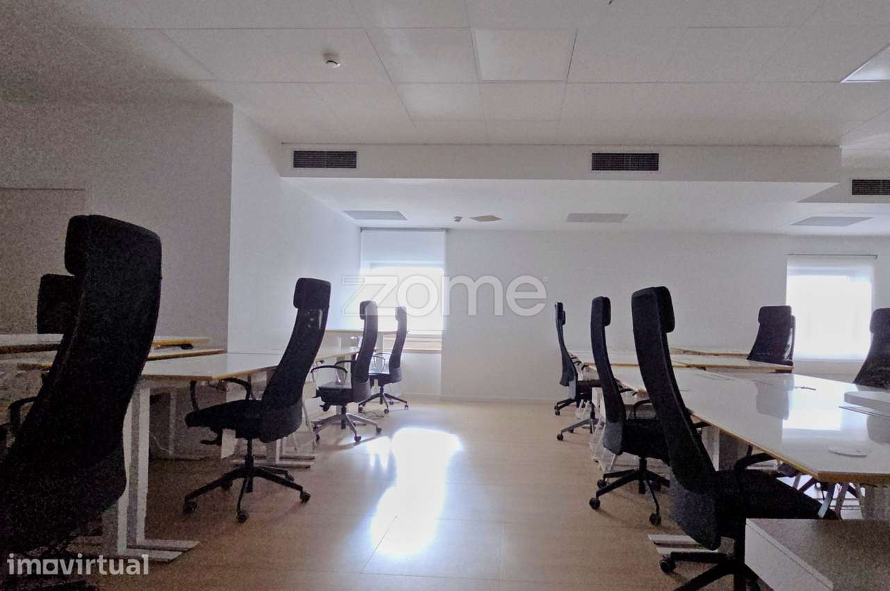 Escritório com 220m2 em Alfragide - Grande imagem: 4/22