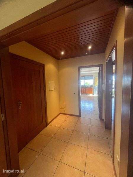 Arrendamento de Apartamento tipo T2 - Grande imagem: 2/12