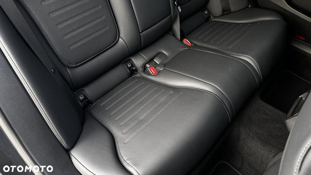 Mercedes-Benz Klasa C - 23