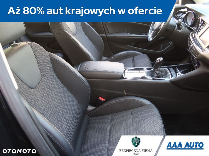 Opel Insignia - 11