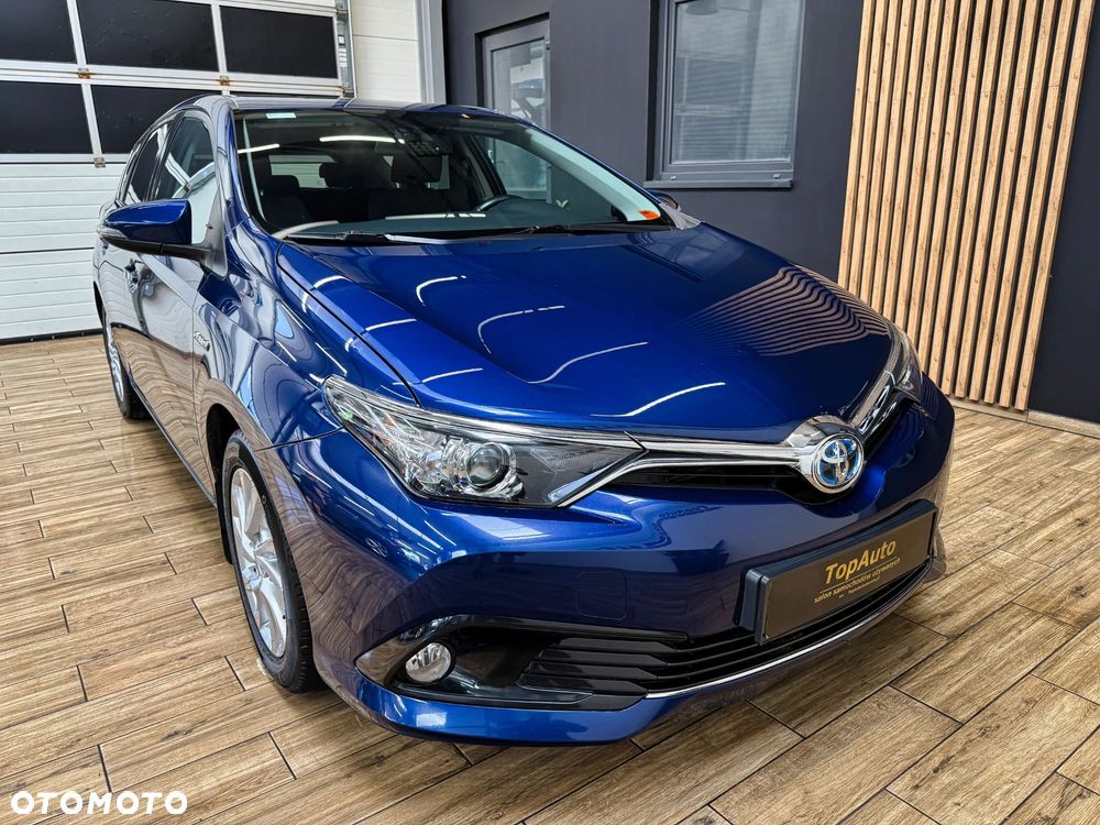 Toyota Auris - 4