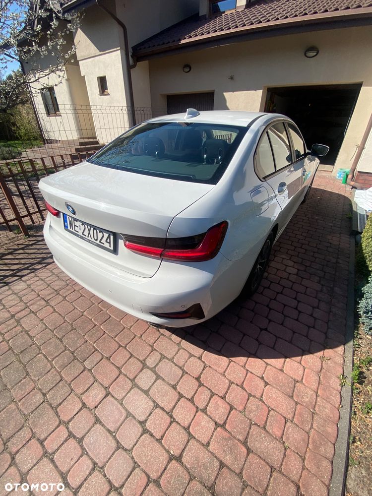 BMW Seria 3 318i Advantage - 8