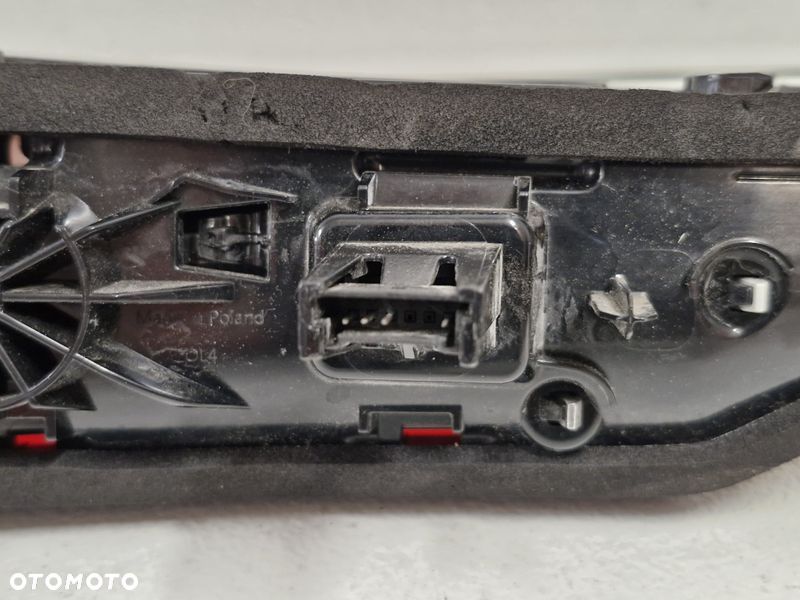 BMW X1 U11 LAMPA PRAWY TYŁ TYLNA W KLAPĘ - 8