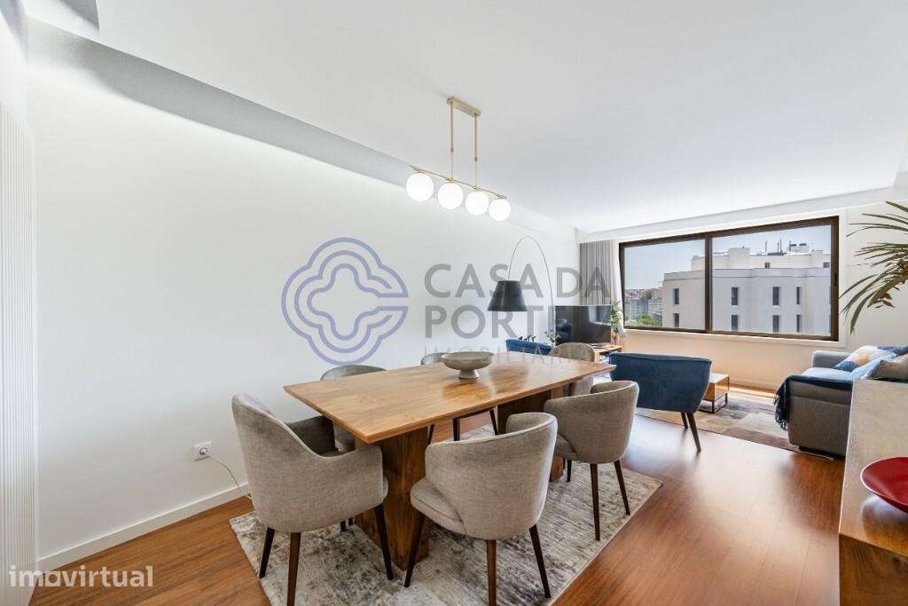 T2 remodelado na Boavista, com duas suites, cozinha equipada e garagem - Grande imagem: 3/18