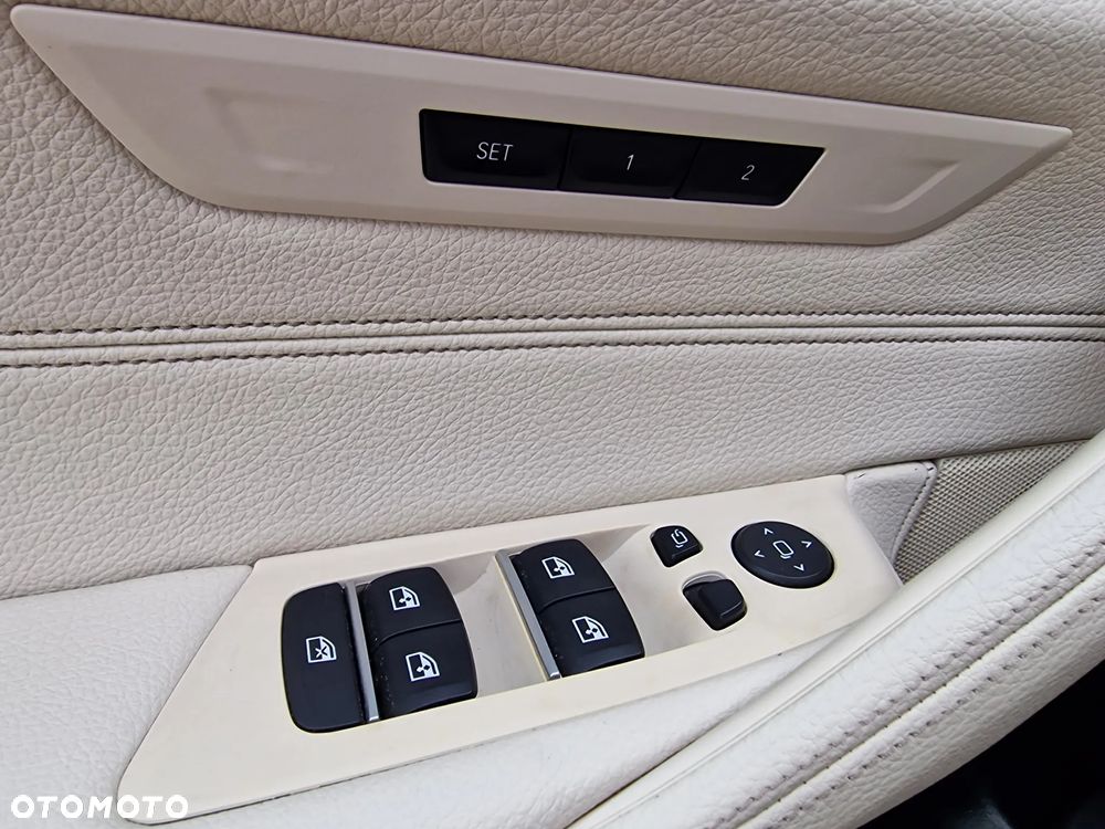 BMW Seria 5 520i mHEV Luxury Line sport - 35