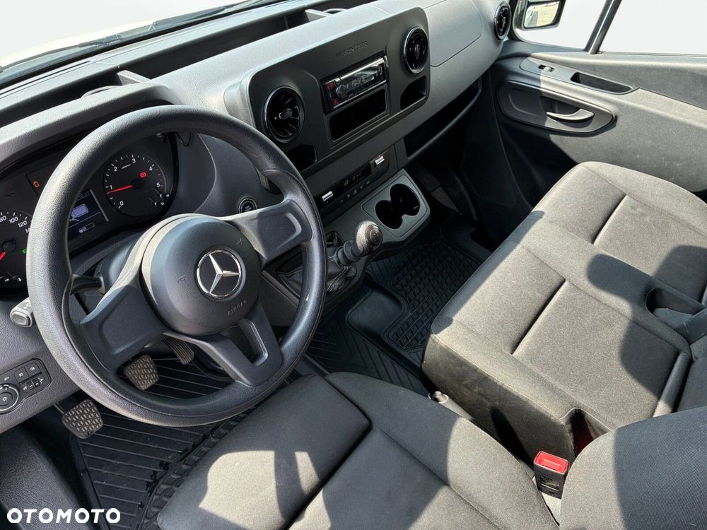Mercedes-Benz Sprinter Sprinter - 12