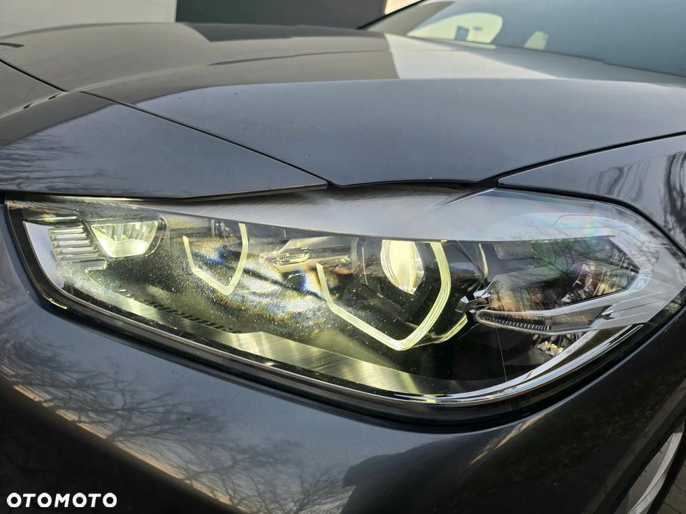 BMW X2 sDrive18d - 9