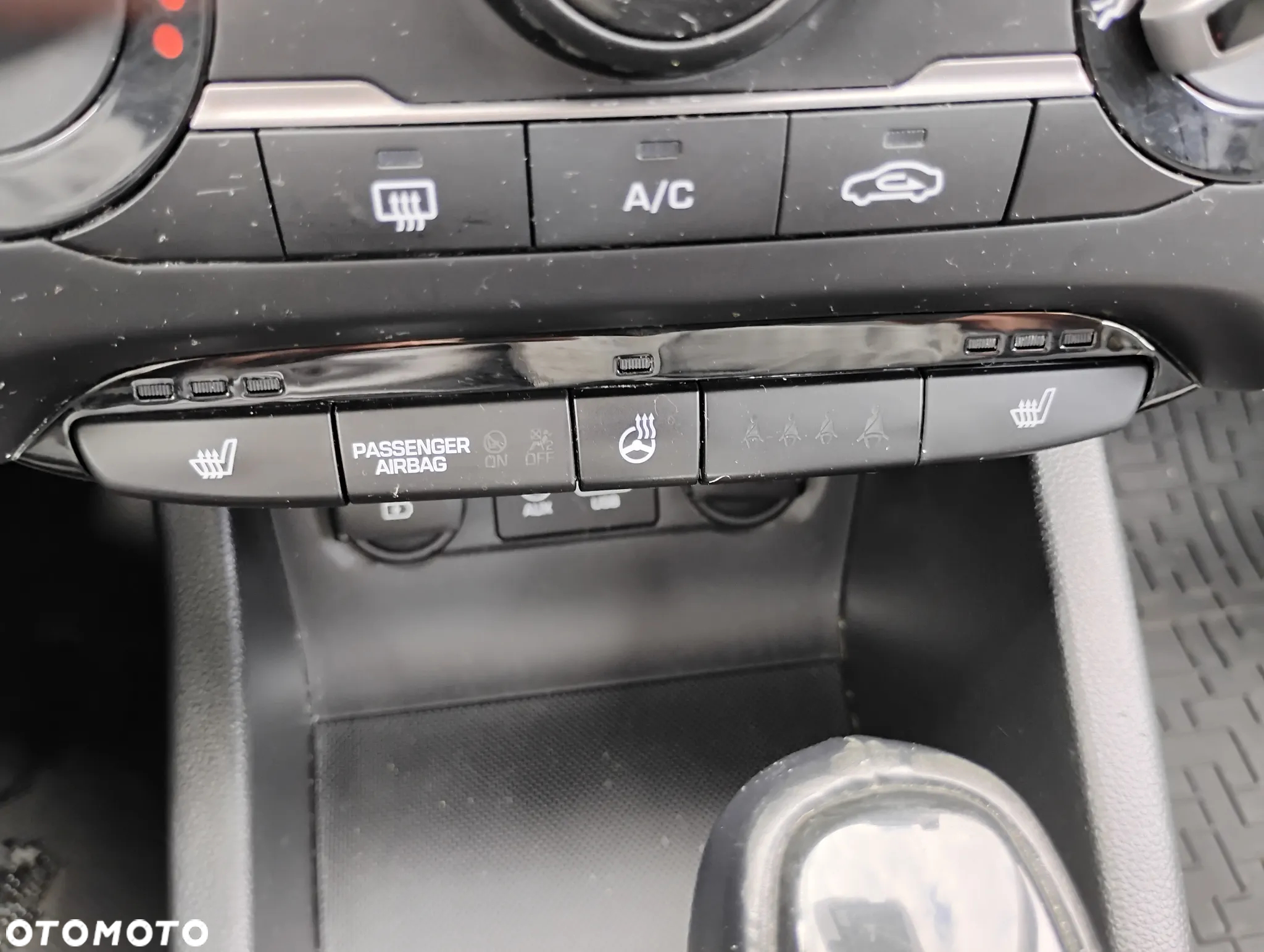 Hyundai i20 1.0 T-GDi Comfort DCT - 35