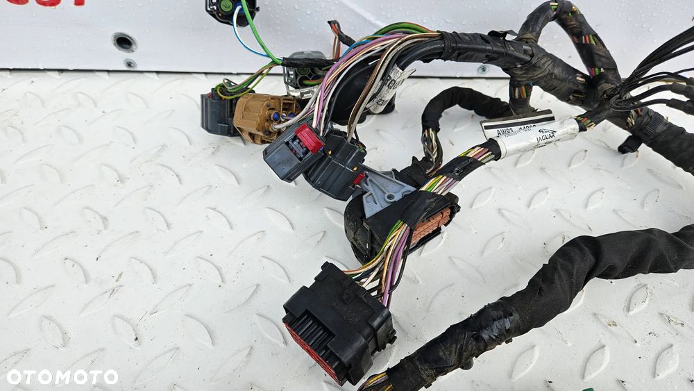 Jaguar XJ 351 5.0 SC 510 KM 508PS Instalacja grodzi Wiązka przewodów komory Kable AW93-14290-UAE - 17