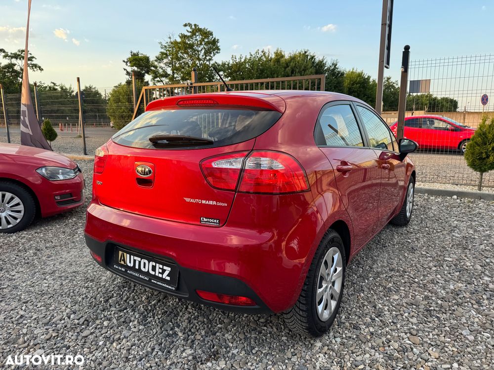 Kia Rio - 7