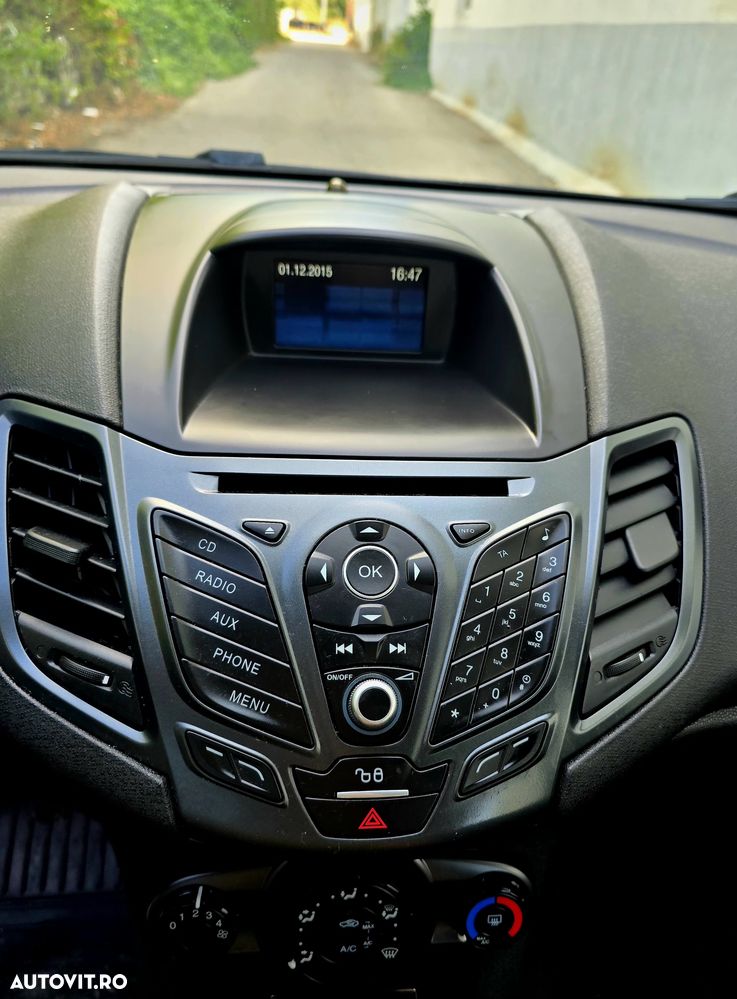 Ford Fiesta - 21