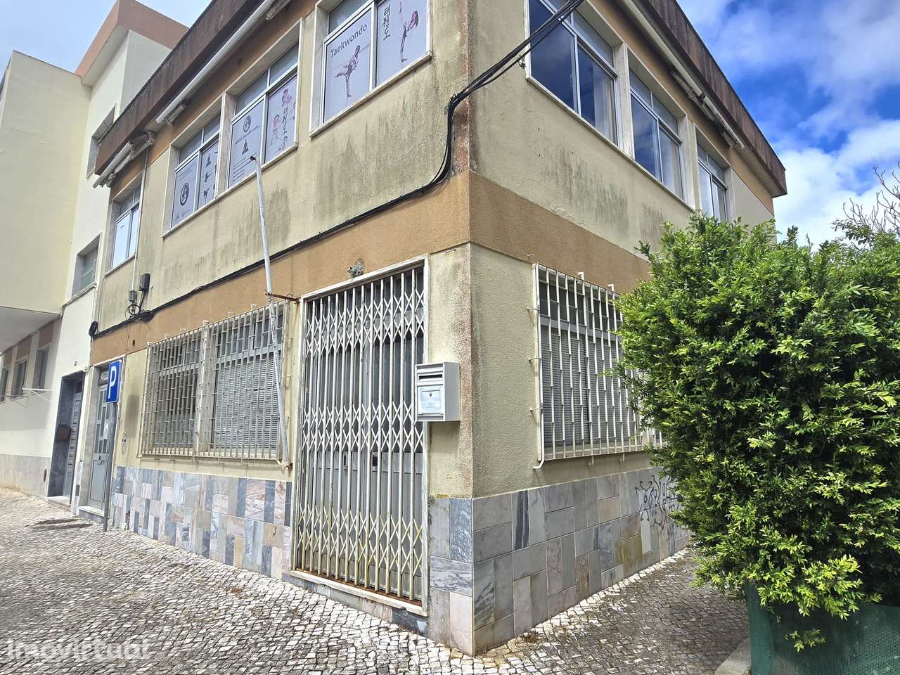 Loja, 97,50 m², Algueirão-Mem Martins - Grande imagem: 2/7