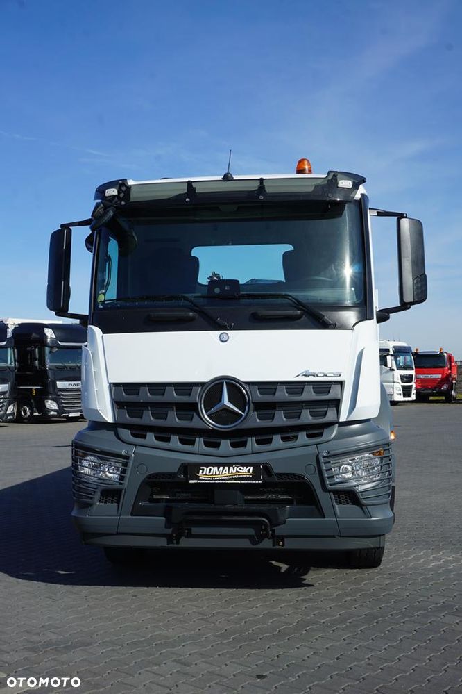 Mercedes-Benz AROCS / 2643 / 6 X 4 / SKRZYNIOWY + HDS / HIAB 228 E – 4 / WYS. 13 M - 14