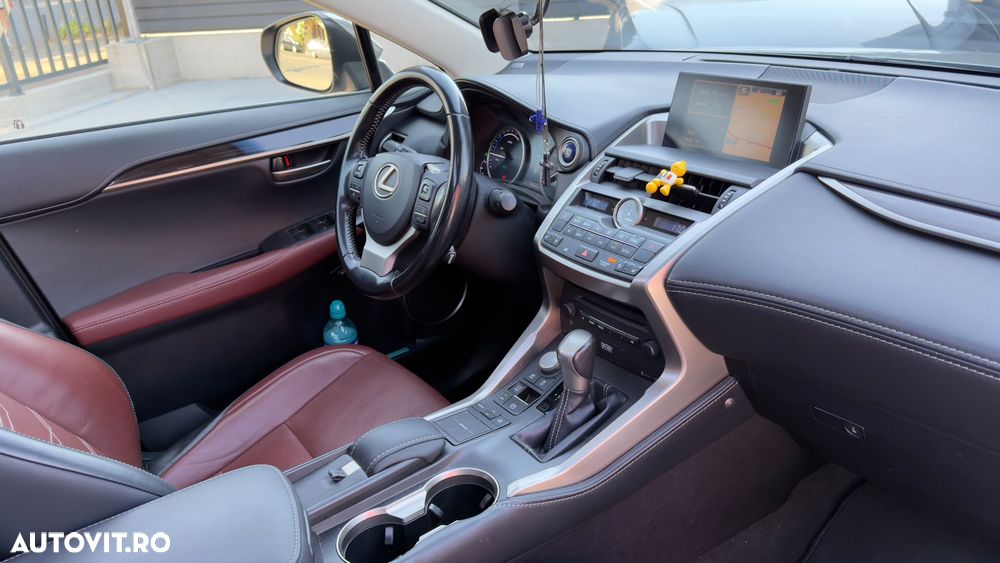 Lexus Seria NX 300 AWD Luxury Line - 10