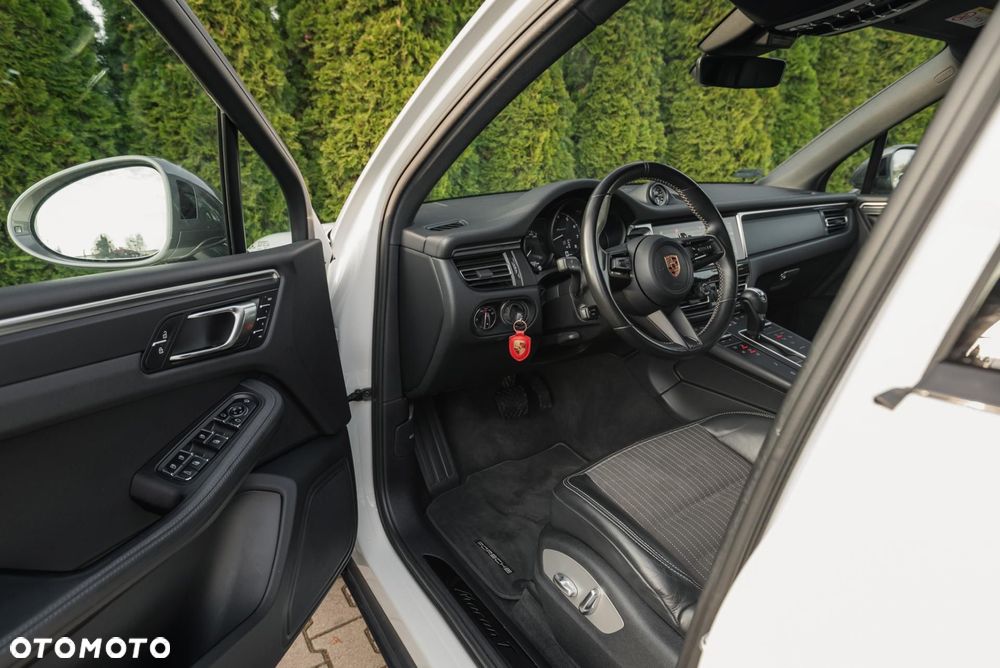 Porsche Macan T - 9
