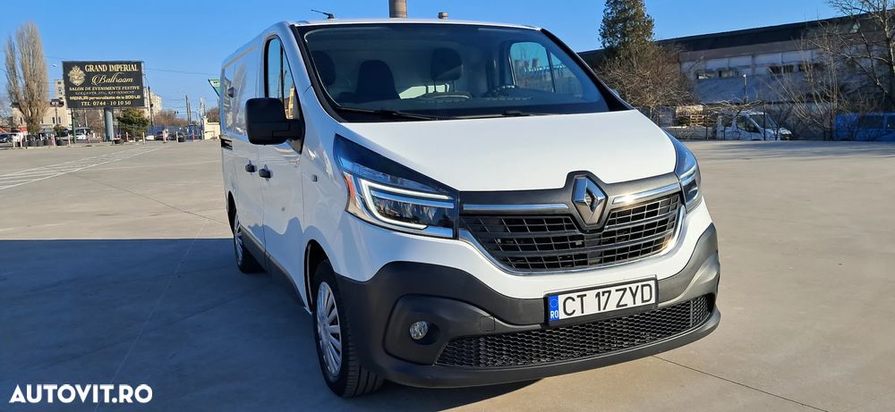 Renault Trafic - 1