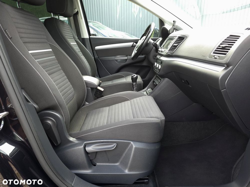 Volkswagen Sharan 2.0 TDI Highline - 15