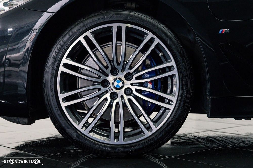 BMW 530 e iPerformance Pack M - 18
