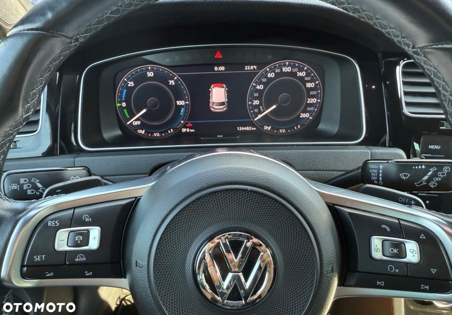 Volkswagen Golf - 17