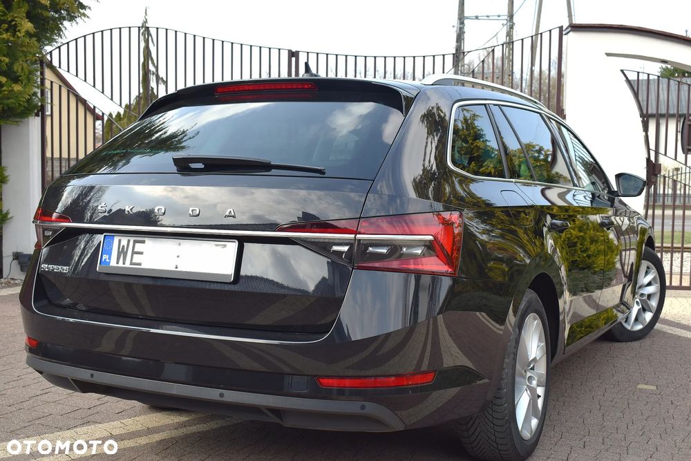 Skoda Superb 2.0 TDI SCR Style DSG - 14