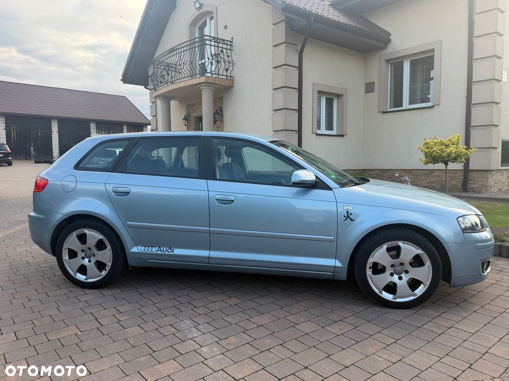 Audi A3 Sportback 1.6 Ambition - 24