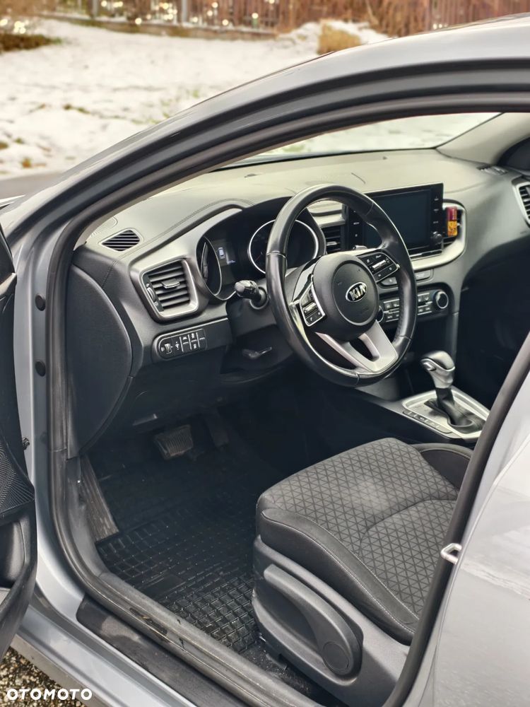 Kia Ceed 1.5 T-GDI M DCT - 8