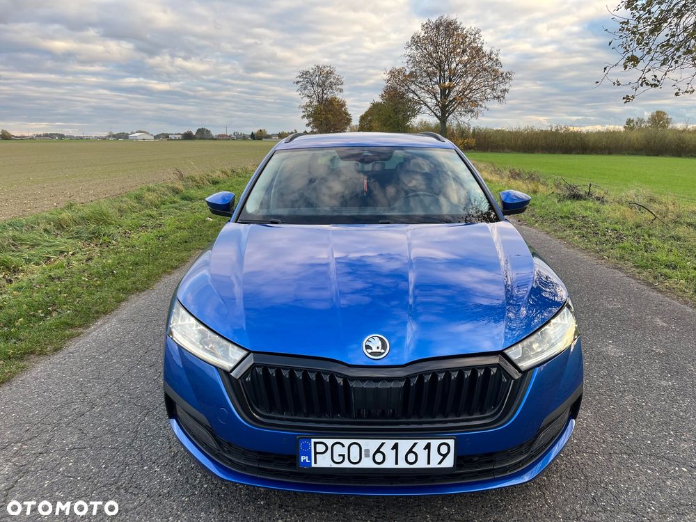 Skoda Octavia 2.0 TDI Sportline DSG - 28