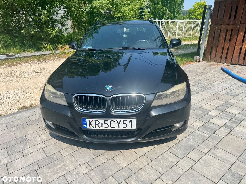 BMW Seria 3 318d - 1
