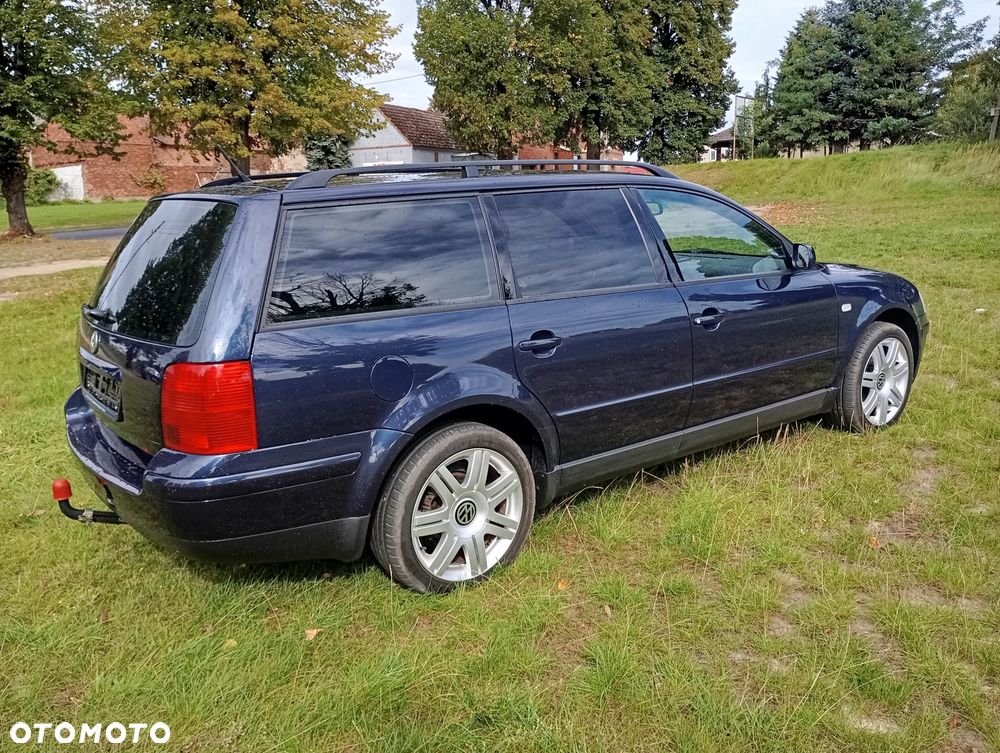 Volkswagen Passat 2.8 V6 4Mot Highline Tiptr - 3
