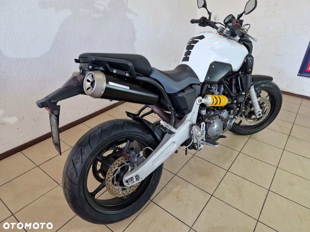 Yamaha MT - 5