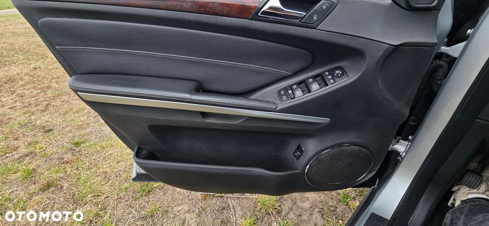 Mercedes-Benz GL 450 - 18