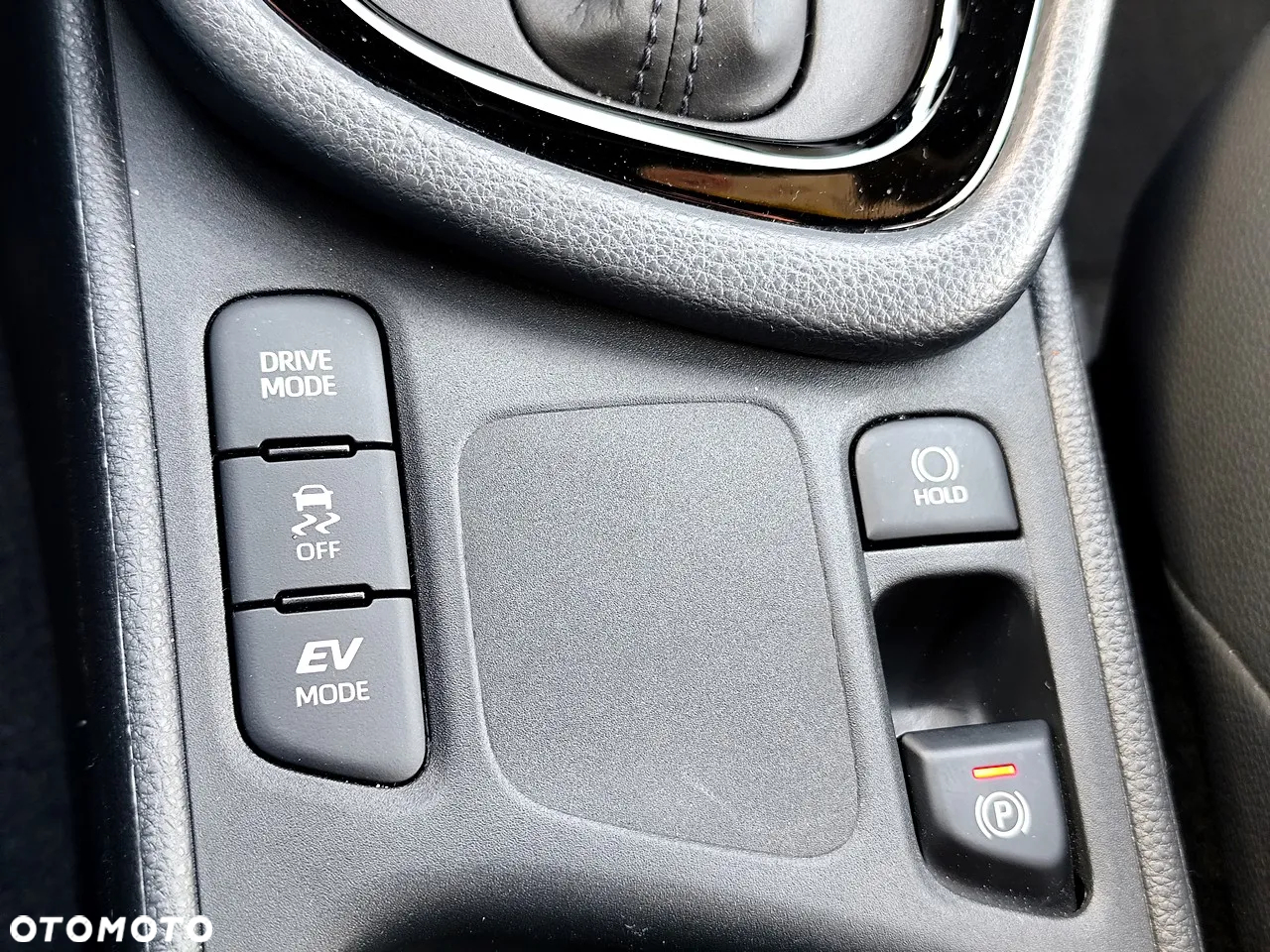 Toyota Yaris Hybrid 1.5 Premiere Edition - 21