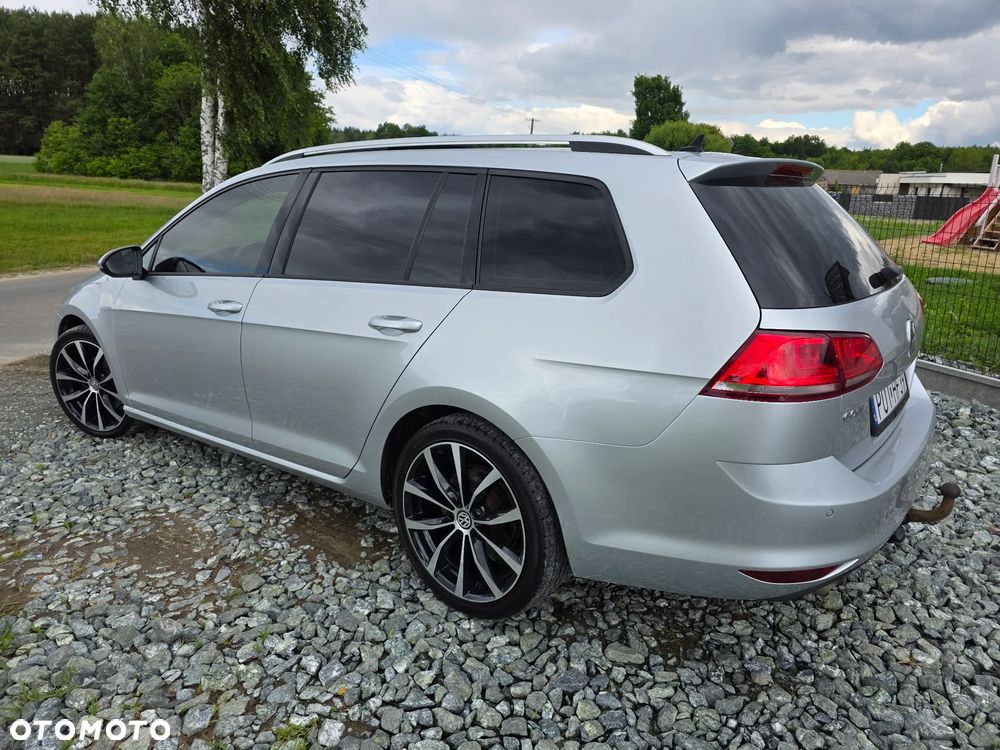 Volkswagen Golf 2.0 TDI (BlueMotion Technology) DSG Comfortline - 4