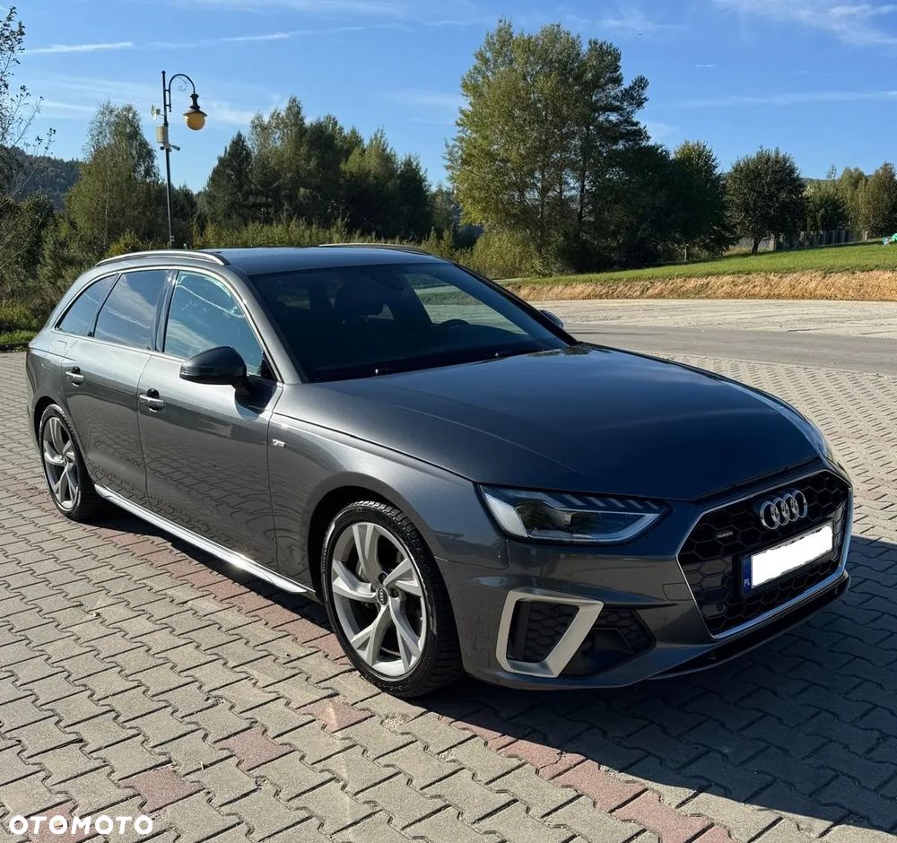 Audi A4 Avant 40 TDI quattro S tronic S line - 2