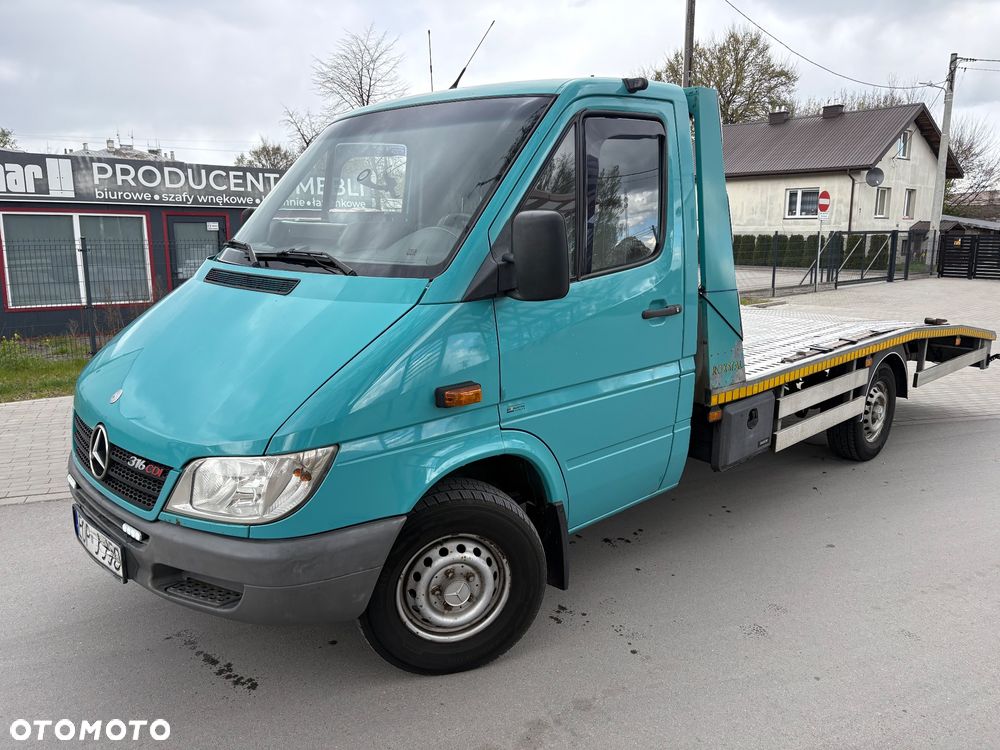 Mercedes-Benz Sprinter - 3