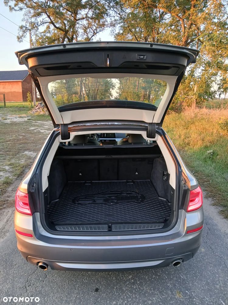 BMW Seria 5 520d Touring - 7