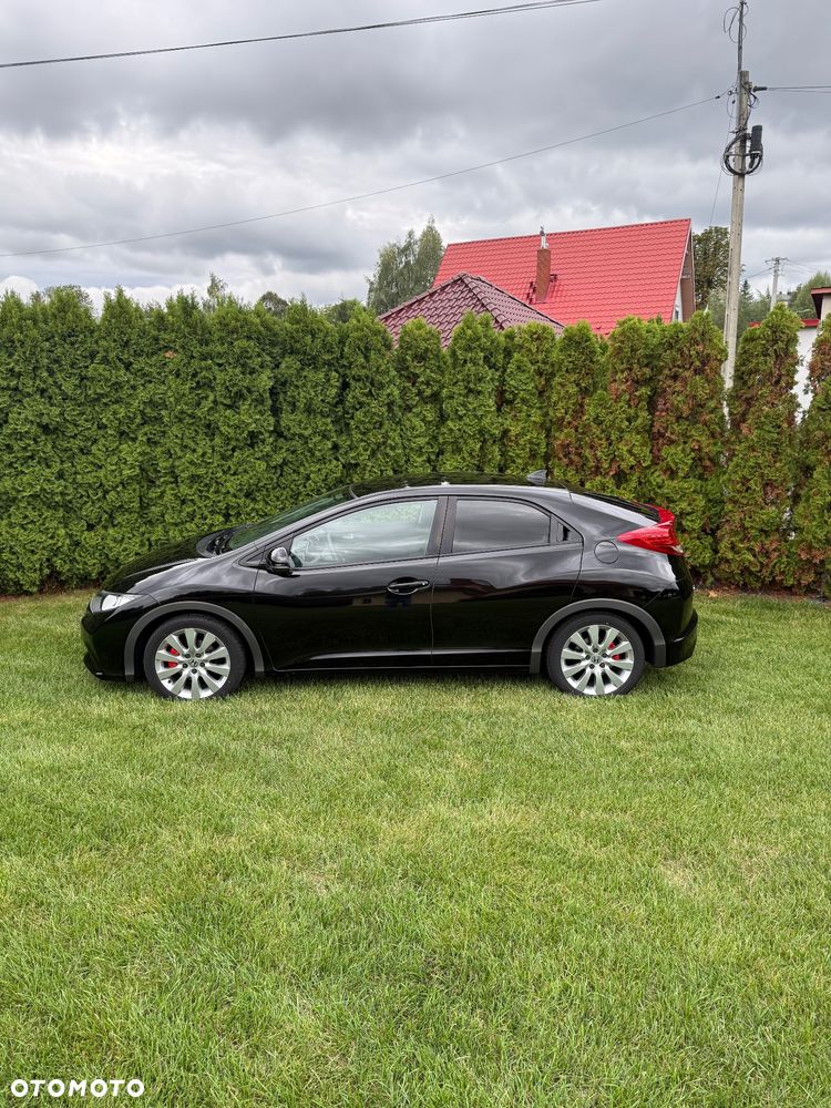Honda Civic 1.8 i-VTEC Sport Black Edition - 6
