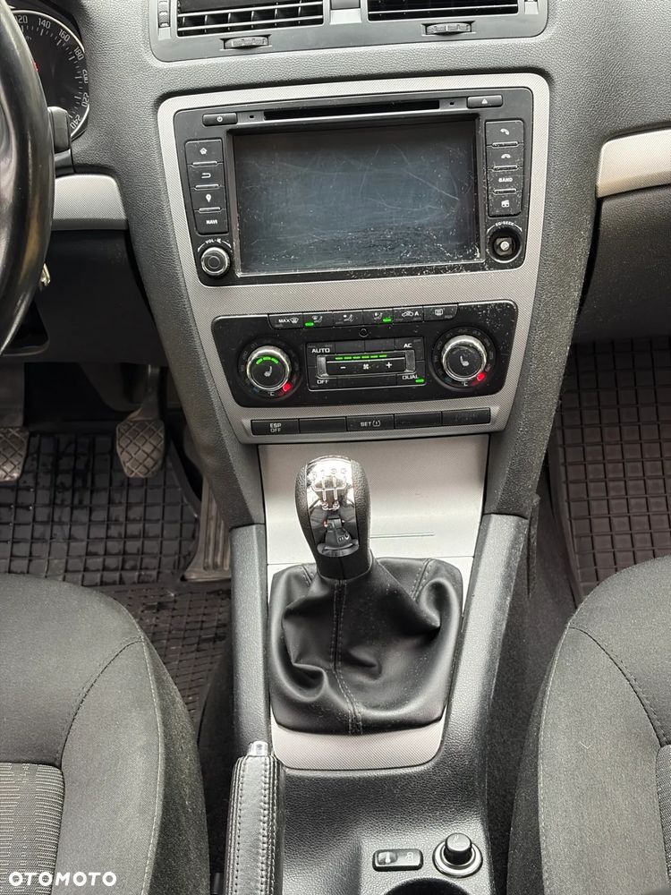 Skoda Octavia 1.6 TDI Ambiente - 14