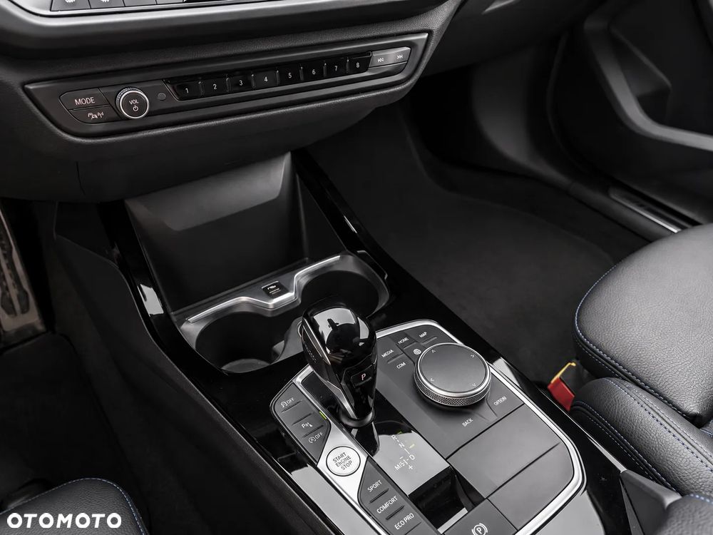 BMW Seria 1 116i M Sport - 12