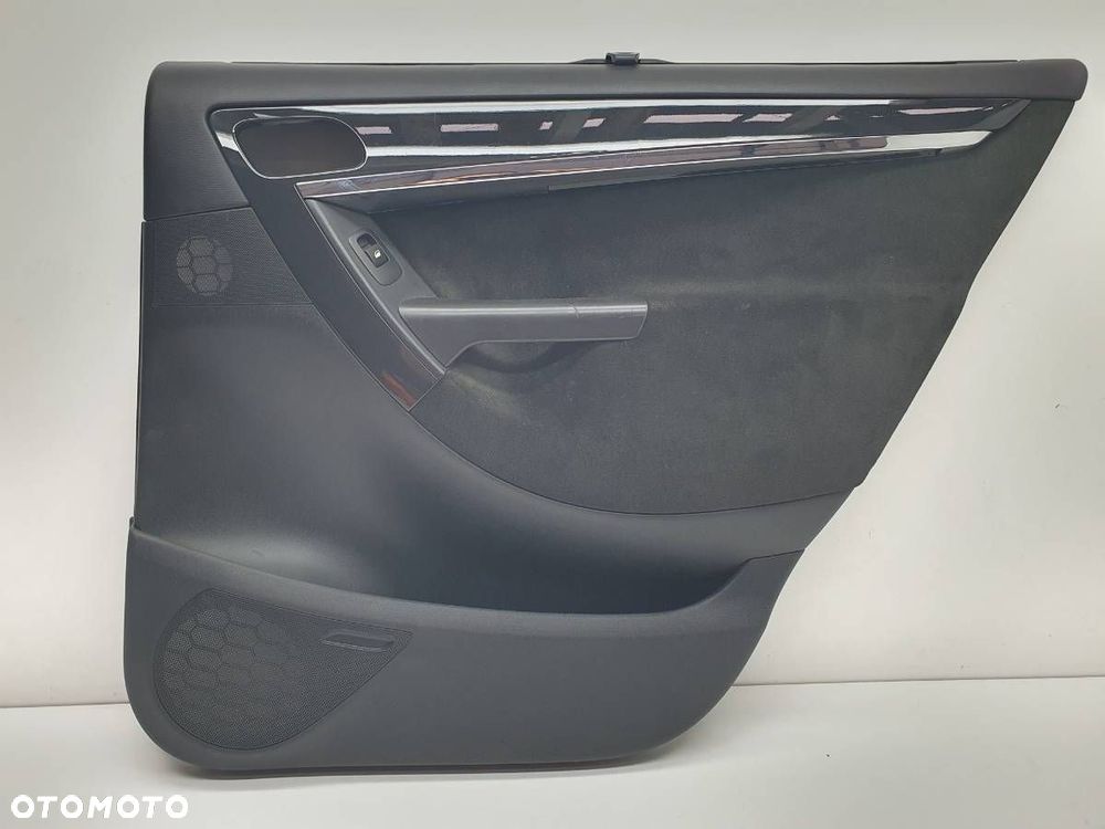 BOCZEK DRZWI TYŁ PRAWY TAPICERKA CITROEN C4 GRAND PICASSO I EUROPA - 1