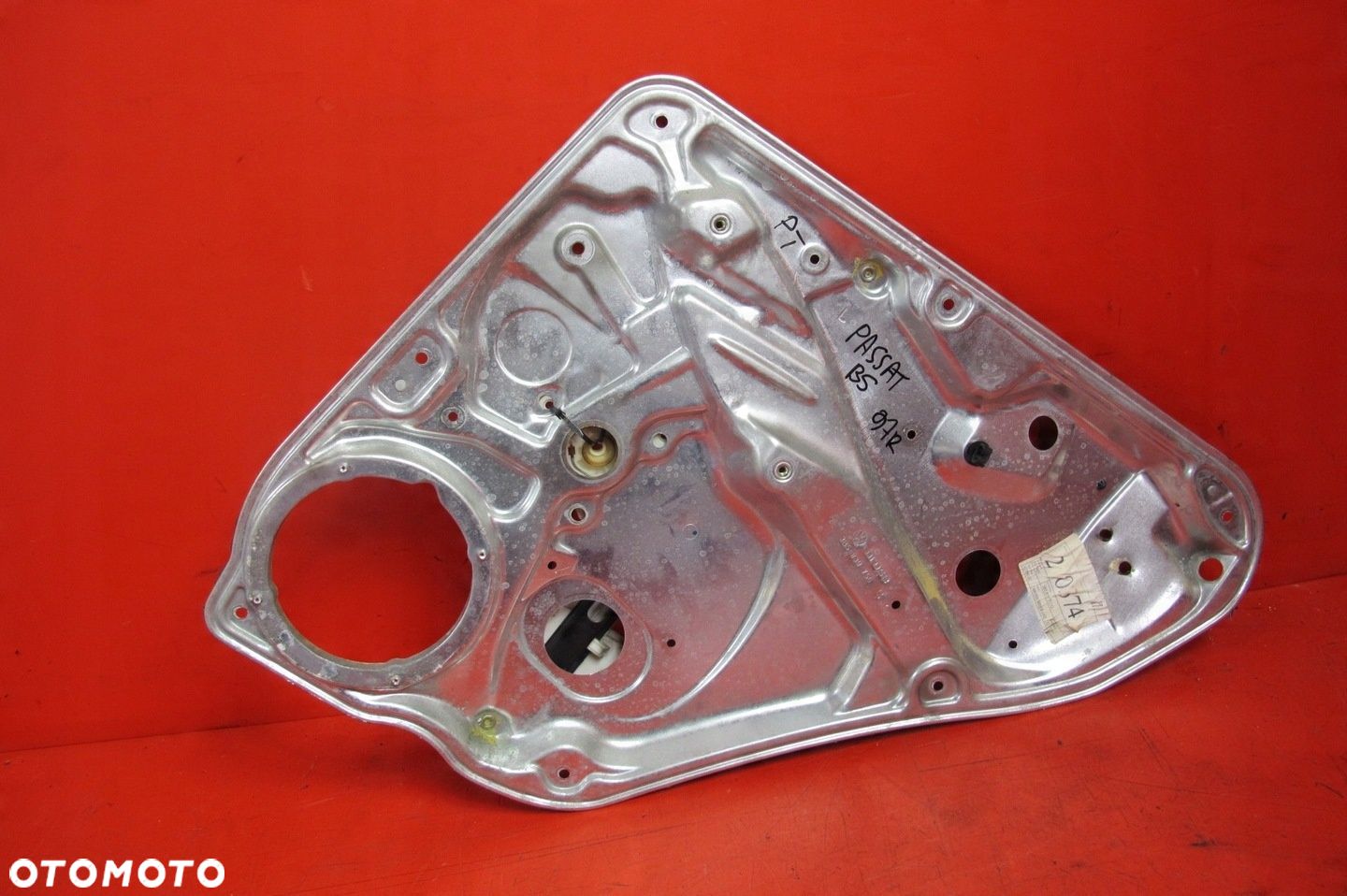 VW PASSAT B5 SEDAN PODNOŚNIK MECHANIZM SZYBY PRAWY TYŁ TYLNY 3B5839756 - 1