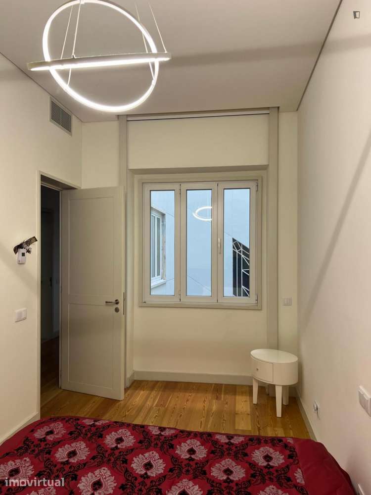 Quarto - localizado em Marquês de Pombal Lisbon - Grande imagem: 3/13