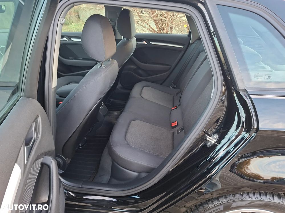 Audi A3 2.0 TDI Sportback S tronic - 11