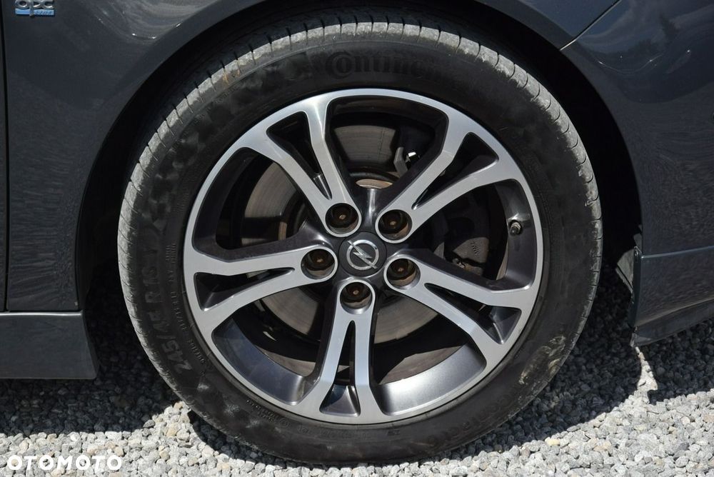 Opel Insignia 2.0 ECOTEC DI Turbo Business Innovation - 11