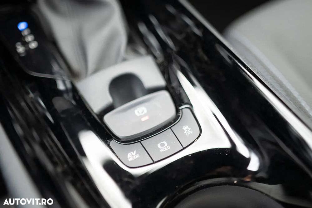 Toyota C-HR 2.0 HSD 184 CP 4x2 CVT C-ult Style - 33