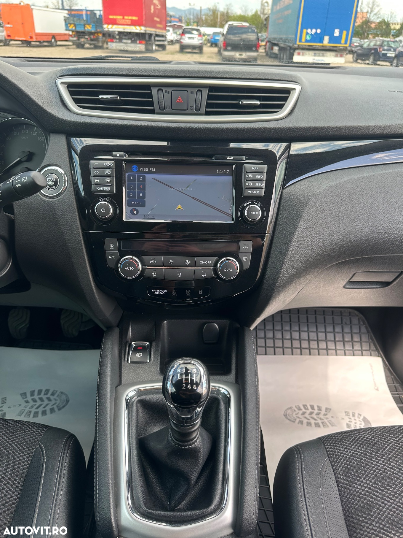 Nissan Qashqai 1.6 DCI Start/Stop 4X4-i Acenta - 13