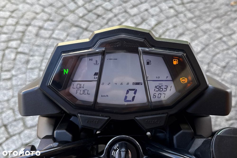 Yamaha MT - 15