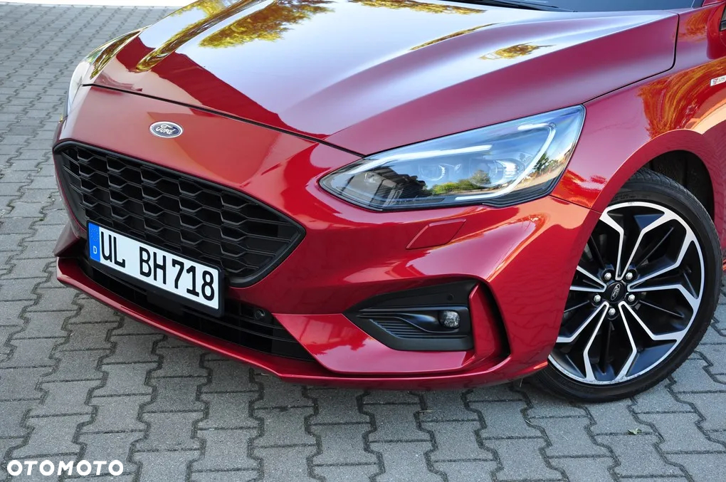 Ford Focus Turnier 1.5 EcoBoost Start-Stopp-System ST-LINE - 8