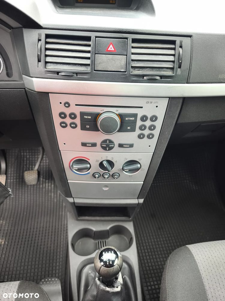 Opel Meriva 1.6 16V Essentia - 10